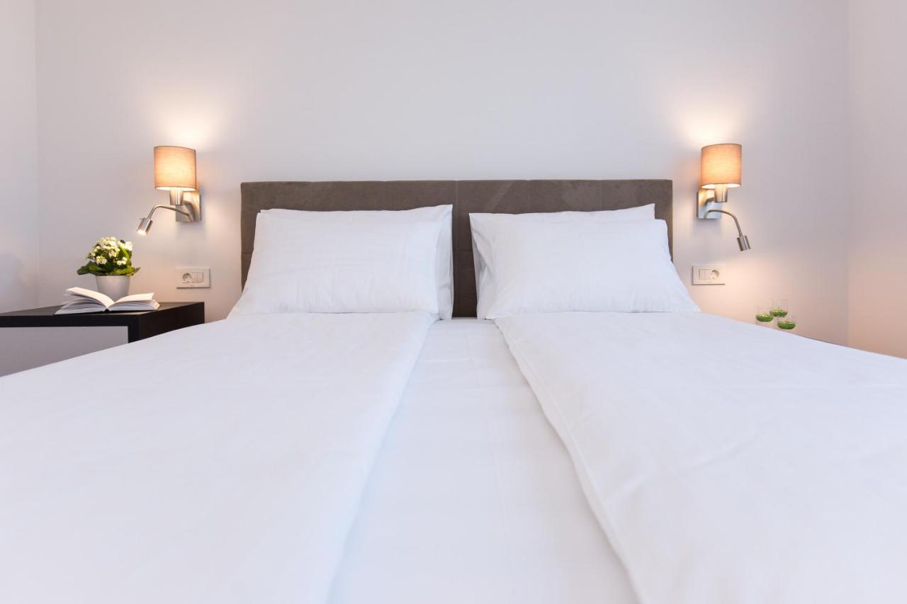 Pansion Leggero Bed & Breakfast Krk Town Exterior photo